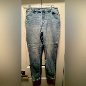 Old Navy Super Skinny High Rise Ankle Jeans
